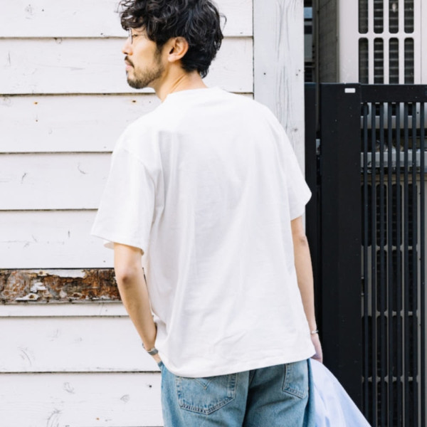 퍼블럭스 A.P.C. 별주 릴렉스 핏 반팔티 RAYMOND FSM 2컬러 1026046300014