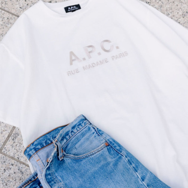 퍼블럭스 A.P.C. 별주 릴렉스 핏 반팔티 RAYMOND FSM 2컬러 1026046300014