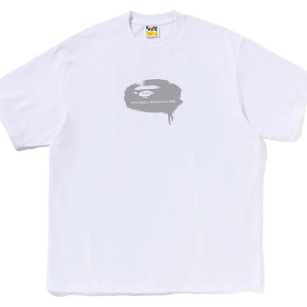 베이프 그라피티 에이프 헤드 로고 릴렉스핏 반팔 티셔츠 2컬러 1L30110309