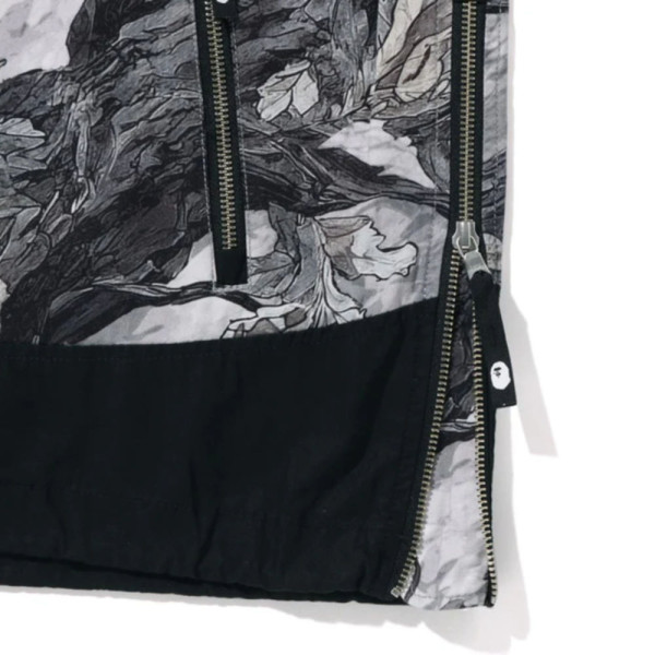 베이프 트리 엣지 카모 아노락 자켓 2컬러 1L80140004