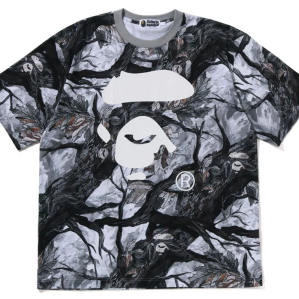 베이프 트리 엣지 카모 에이프 페이스 릴렉스핏 티셔츠 2컬러 1L80109012