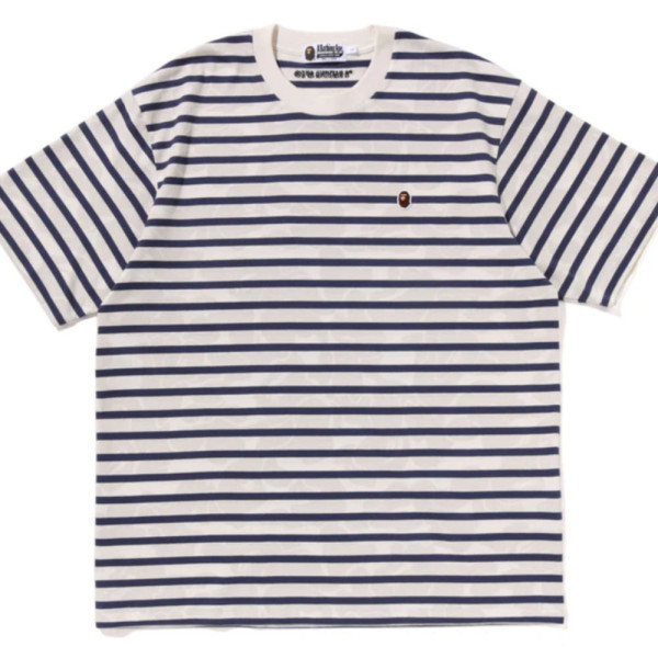 베이프 솔리드 카모 스트라이프 원 포인트 릴렉스핏 티셔츠 2컬러 1L80109305