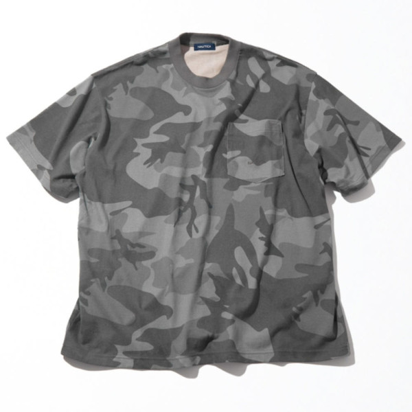 프릭스스토어 노티카 빅 실루엣 히든 로고 카모플라 무늬 크루넥 포켓 티셔츠 2컬러 1026207500200