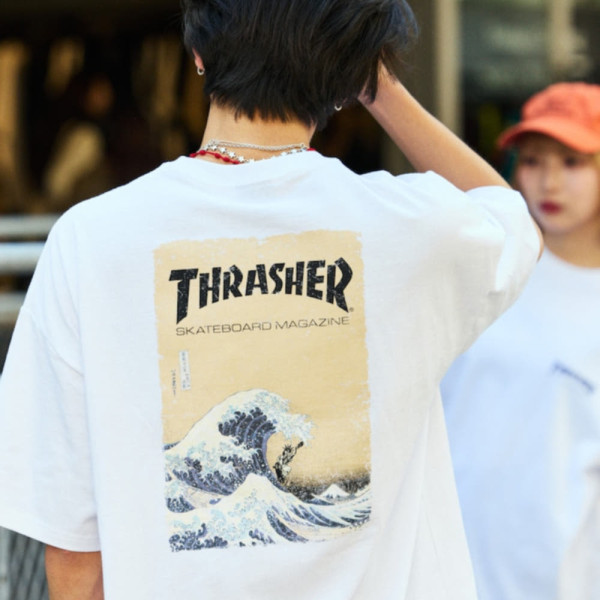 프릭스스토어 별주 THRASHER 빅 실루엣 Japan Art 백 프린트 티셔츠 2컬러 1226327600228