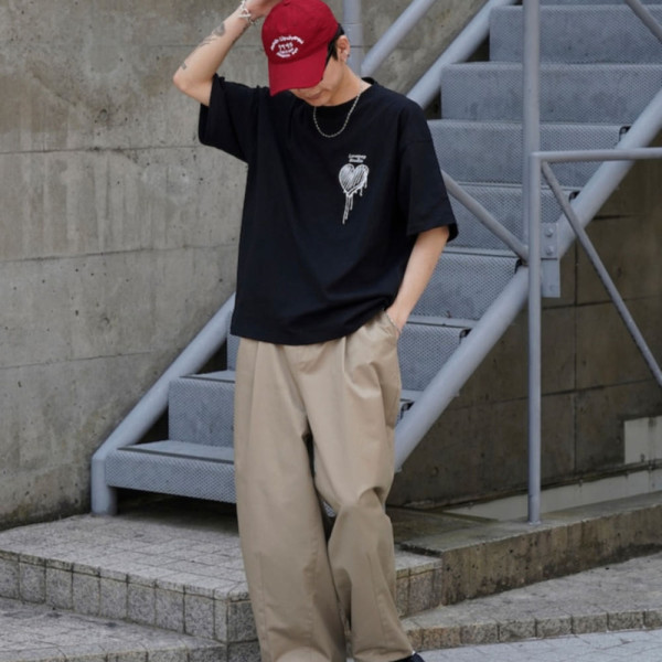 퍼블럭스 Lovepop studio 하트 가슴 로고 자수 티셔츠 3컬러 3126220800114