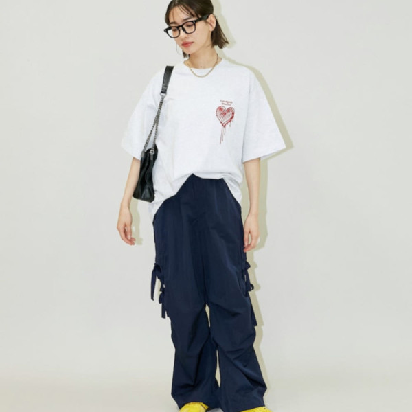 퍼블럭스 Lovepop studio 하트 가슴 로고 자수 티셔츠 3컬러 3126220800114