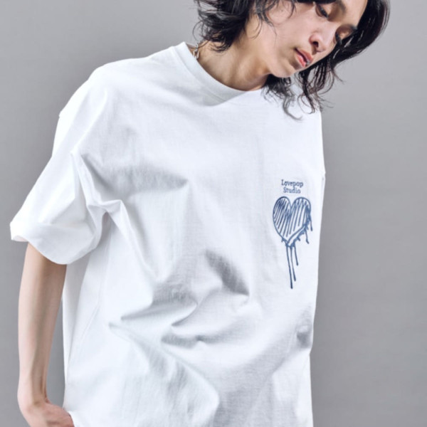 퍼블럭스 Lovepop studio 하트 가슴 로고 자수 티셔츠 3컬러 3126220800114