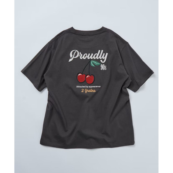 프릭스스토어 릴랙스핏 디자인 백 자수 크루넥 반팔 티셔츠 Cherry 3컬러 1226248903005