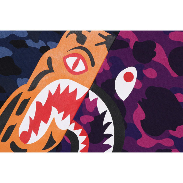 베이프 컬러 카모 타이거 샤크 크루넥 스웨트셔츠 2컬러 1L80113009