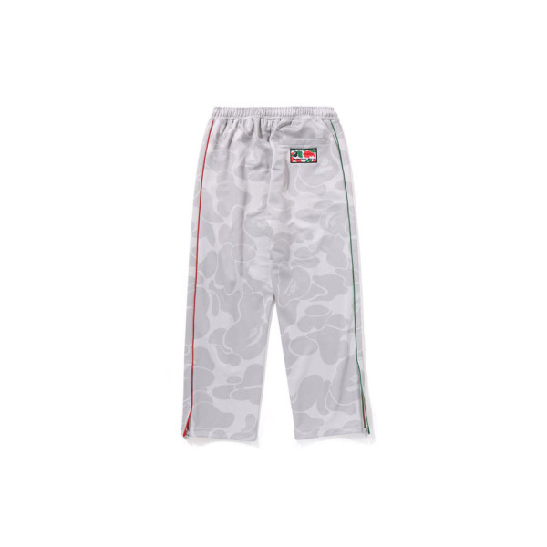 베이프 X 파가니 솔리드 카모 로고 릴랙스 핏 트랙 팬츠 2컬러 1L23152903