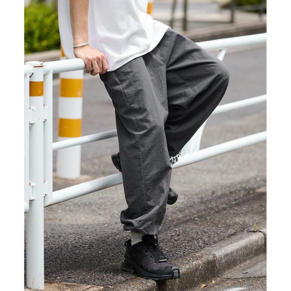 퍼스트핸드 와이드 스트레이트 나일론 트랙 테이퍼드 실루엣 이지 팬츠 3컬러 3342234400003