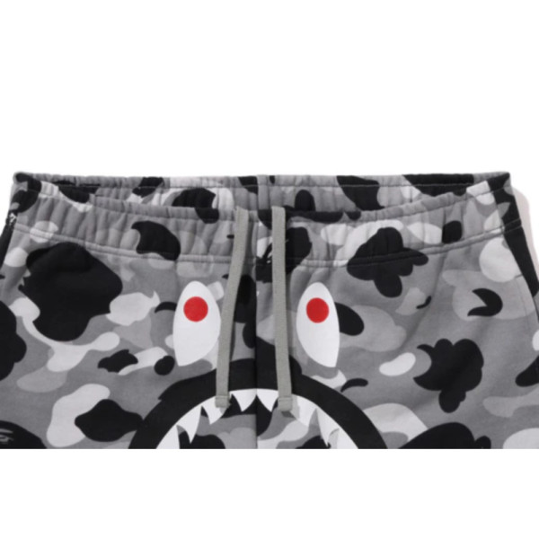 베이프 1ST 카모 샤크 레귤러 핏 스웻쇼츠 3컬러 1L30153009