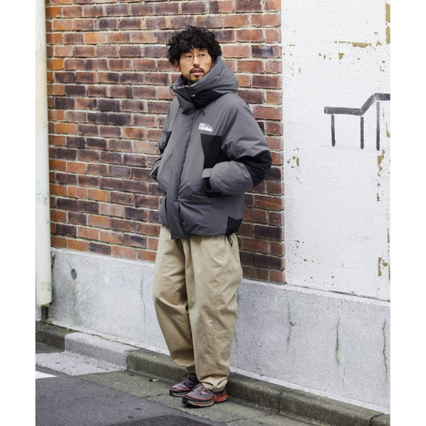 프릭스스토어 퍼스트다운 별주 빅 실루엣 패널 숏 다운 3컬러 1056234300140