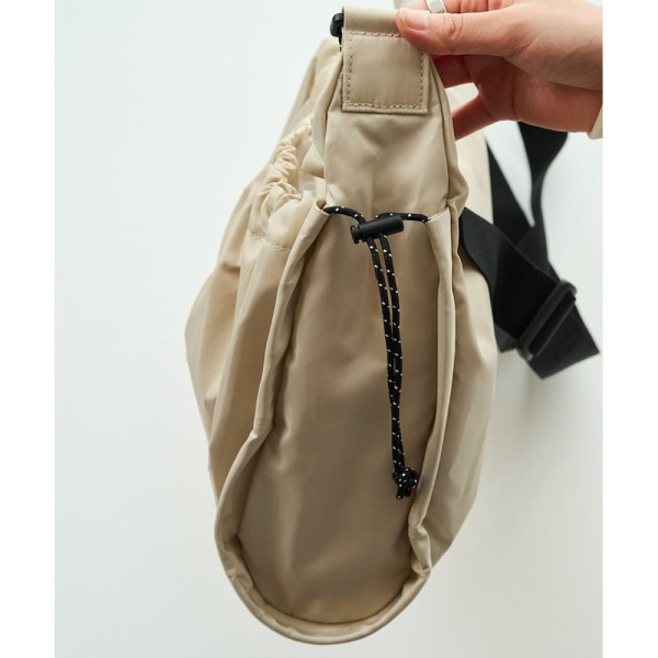 프릭스스토어 컬럼비아 별주 셔링 포켓 숄더백 1369129900009