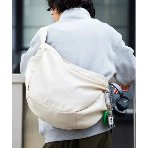 프릭스스토어 비건레더 뉴스페이퍼 백 4컬러 1063248900385