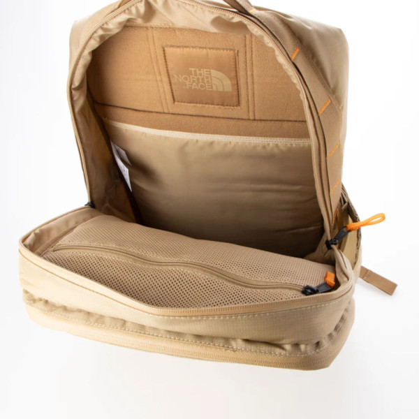 노스페이스 커뮤터 백팩 2컬러 NF0A8AMK