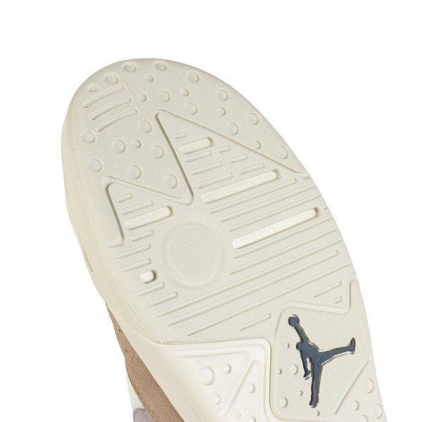 나이키 조던 컴포트 에라 페일 아이보리 HJ6777-102