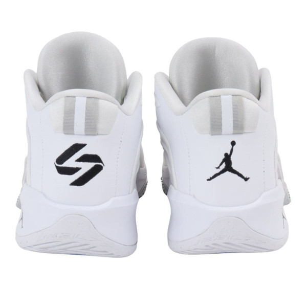 나이키 루카 3 PF 농구화 FQ7455-106