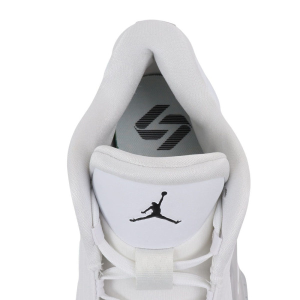 나이키 루카 3 PF 농구화 FQ7455-106