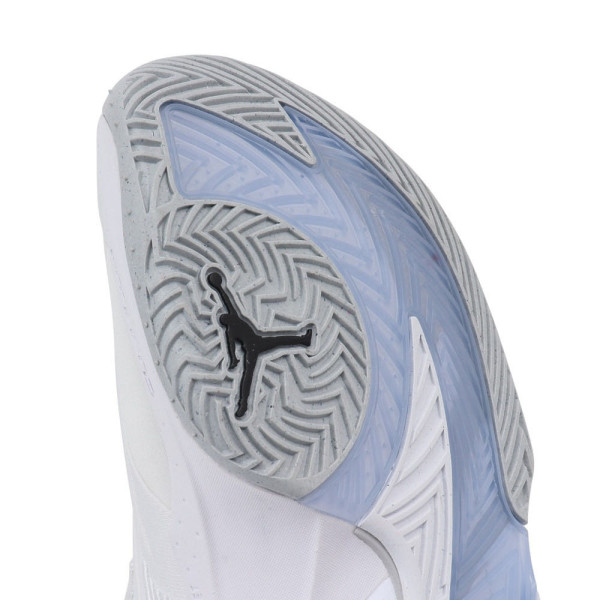 나이키 루카 3 PF 농구화 FQ7455-106