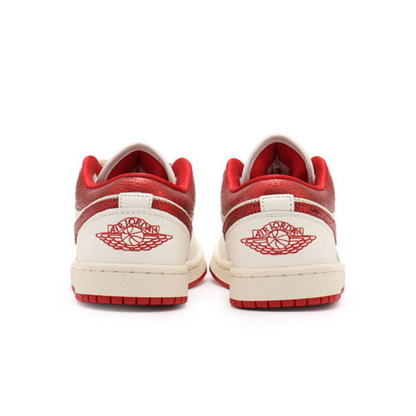 나이키 W 에어 조던 1 로우 SE 세일 바시티 레드 hj9338-106