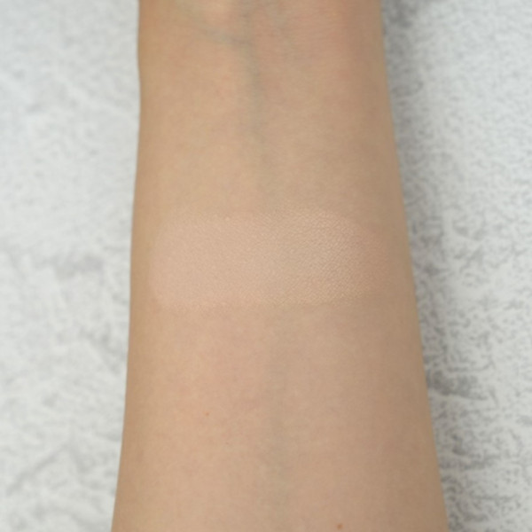 캔메이크 핏 글로우 쿠션 파운데이션 10g 01 라이트